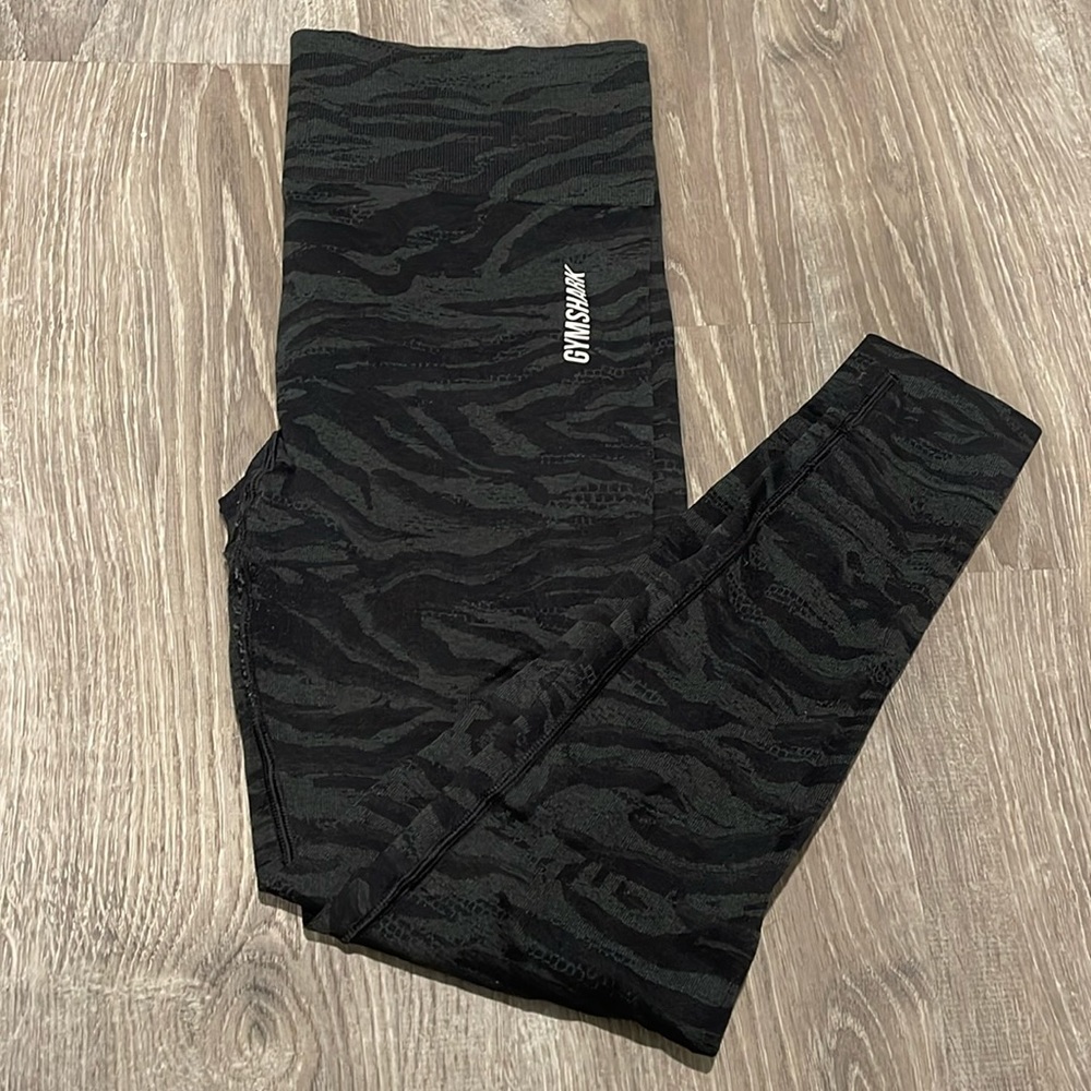 Gymshark adapt animal print leggings